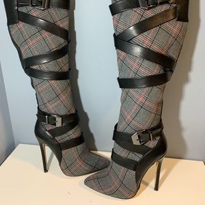 Women’s Knee High Heeled Boots size 7